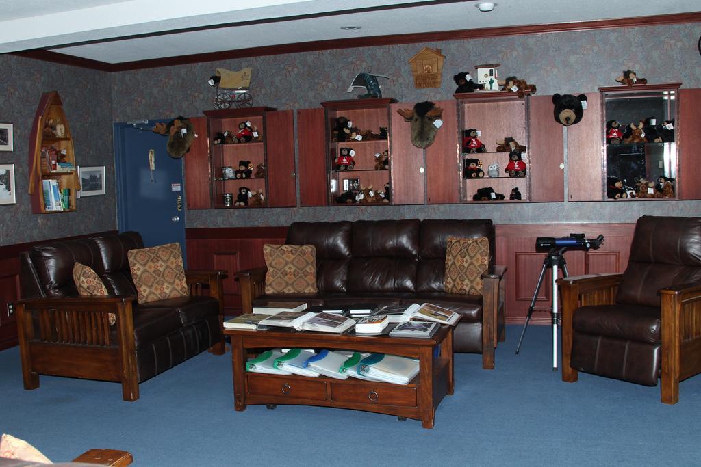 Lac Le Jeune Resort & Nature Centre Kamloops Extérieur photo