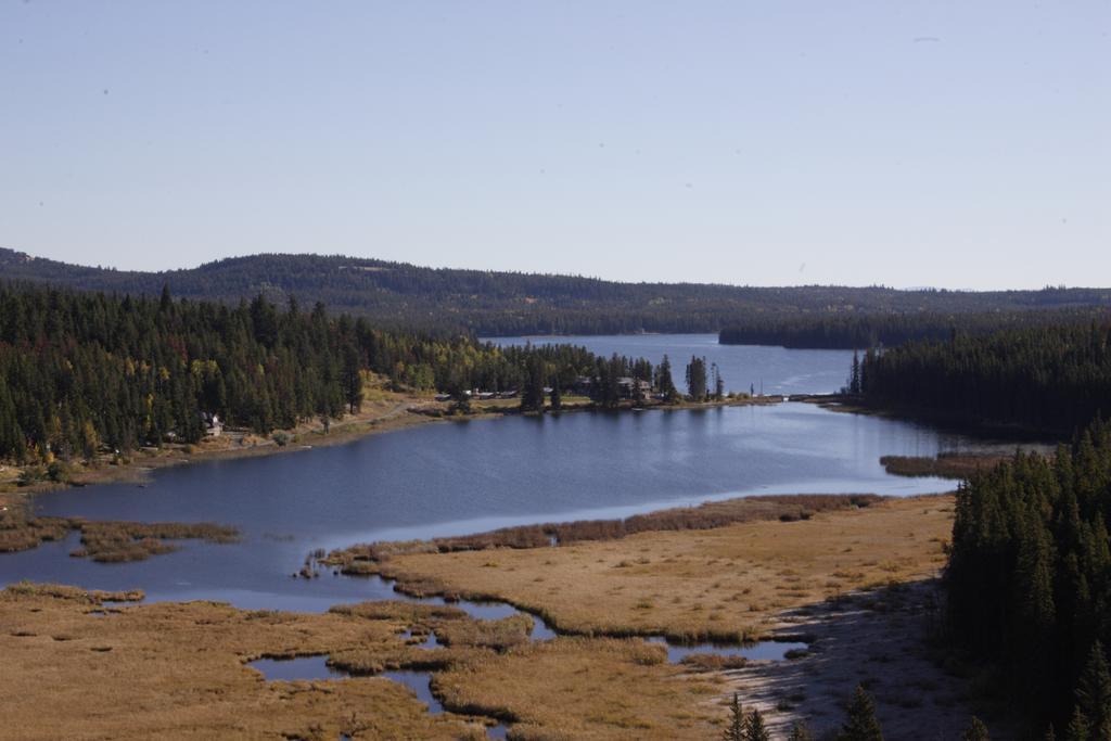 Lac Le Jeune Resort & Nature Centre Kamloops Extérieur photo